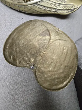 Figura bronce pato abre