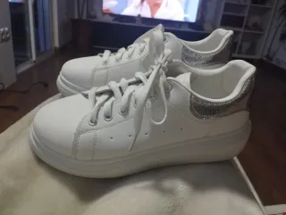 Zapatillas blancas sports