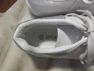 Zapatillas blancas sports