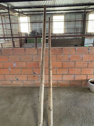 Poste de madera con punta