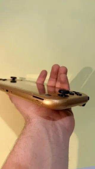 Nintendo Switch Lite dorata edizione speciale Zelda