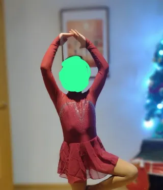 Maillot Gimnasia Rítmica Morado,otro lila y verde