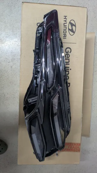 Faro Hyundai Tucson Derecho