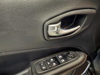 Jeep Compass 1.4 Mair 103kW Business 4x2