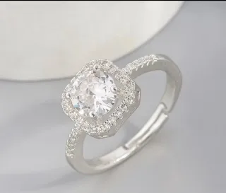 5 Anillos Plateados San Valentín