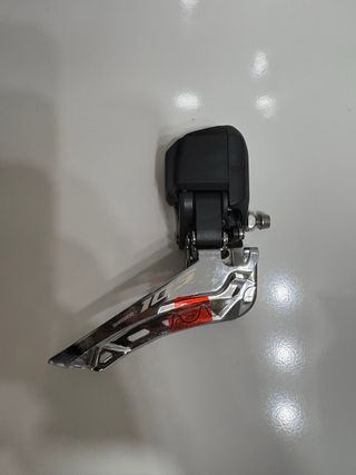 Desviador delantero Shimano 105 Di2 2x12