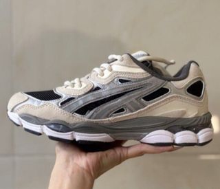 Zapatillas Asics Nuevas Negro/Plata