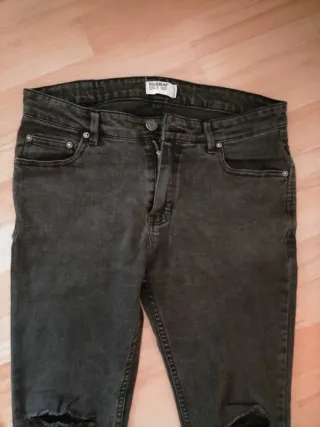 Vaqueros pitillo elásticos hombre negros