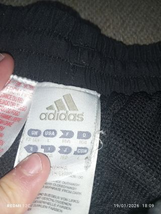 Pantalón Adidas Negro y Dorado RM