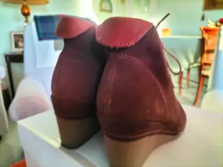 Botines de piel para señora