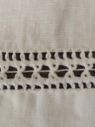 Cortina o toalla antigua bordada 1.10 x 60