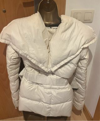 Abrigo plumífero mujer cinturón