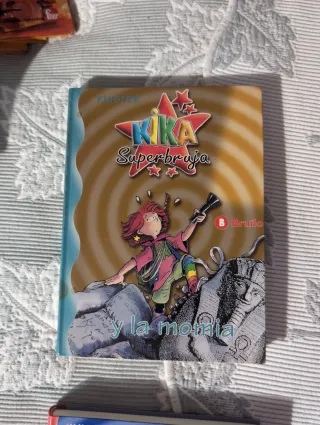Kika Superbruja Libros (Spanish Edition)