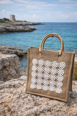 Borsa juta con centrino antico salentino