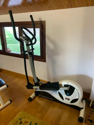 Elíptica BH Fitness 200