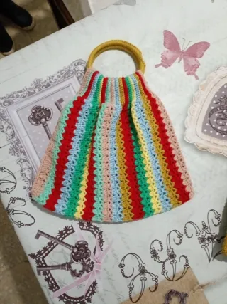 Bolso de lana multicolor para niña
