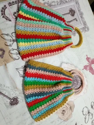 Bolso de lana multicolor para niña