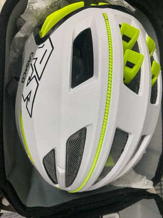 Casco Speed Dario 2 Talla M Neón Usado 2 veces.