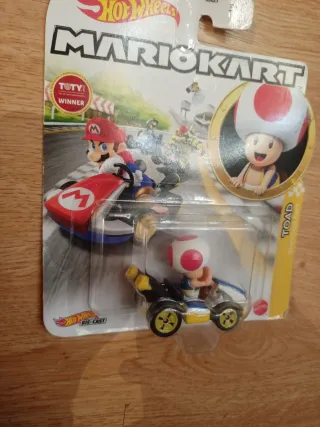 Hot Wheels Mario Kart Toad Standard Kart
