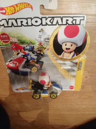 Hot Wheels Mario Kart Toad Standard Kart