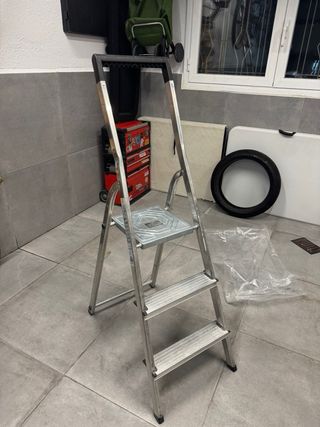 Escalera pintor aluminio 3 peldaños