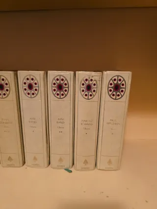 Colección de libros de 1958 de autores contemporan