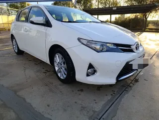 Toyota Auris 2014