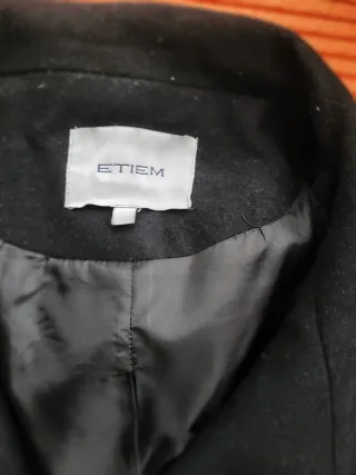 Abrigo negro ETIEN