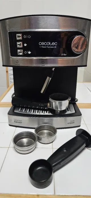 Cafetera Cecotec Power Espresso 20