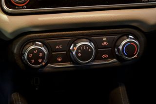 Nissan Micra   IGT 68 kW 92 CV E6DF Acenta Sprint