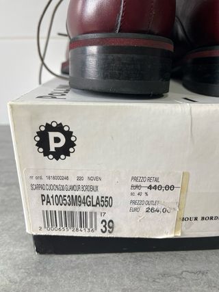 Zapatos oxford de cuero  Pollini (Italia), 39