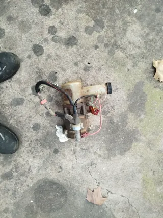 Bomba Dirección Citroen Saxo
