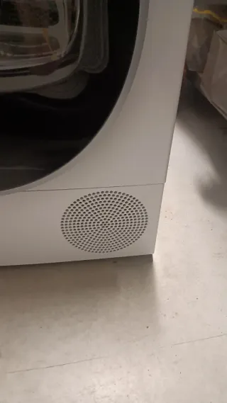 Secadora Siemens WQ45G2A0ES Blanca y negra