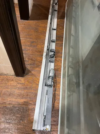 Apertura y cierre automático puerta corredera