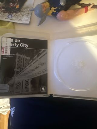 Grand Theft Auto IV PS3 - Caja y Manual