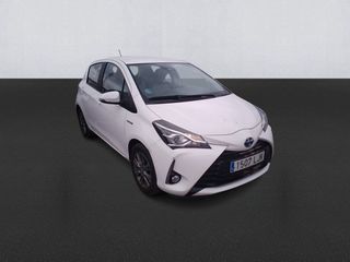 Toyota Yaris   1.5 100H Active