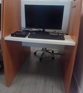 5 PCs HP con Pantalla y Teclado