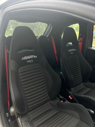 Abarth 595 Competizione 70th