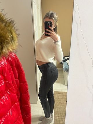 Pantalones negros ajustados