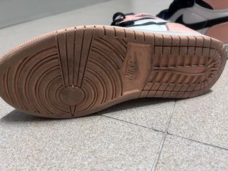 Zapatillas Nike Air Jordan Negras y Rosas