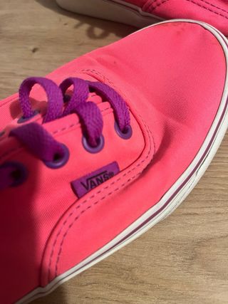 Zapatillas Vans rosas y moradas