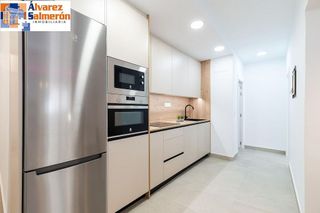 Piso en venta en Barrio de Zaidín en Granada