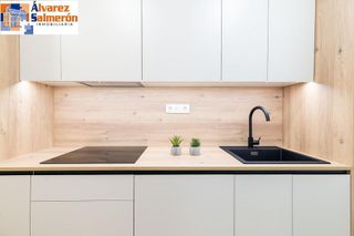 Piso en venta en Barrio de Zaidín en Granada