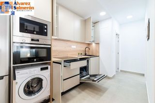 Piso en venta en Barrio de Zaidín en Granada
