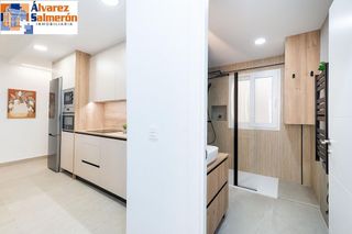 Piso en venta en Barrio de Zaidín en Granada