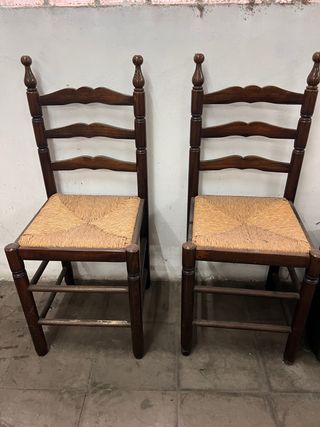 Juego de 2 Sillas Rústicas Madera y Rattan