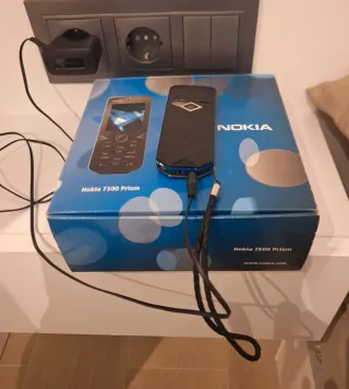 Nokia 7500 Prism Móvil Vintage Años 90