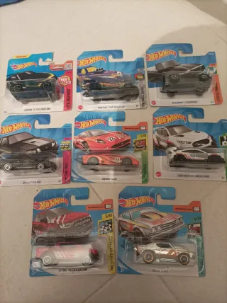 Hot Wheels 8 unità