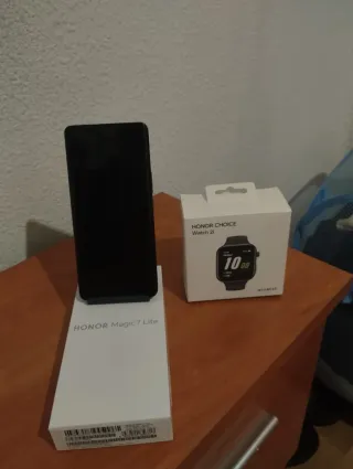 Honor Magic7 Lite y Watch 2i