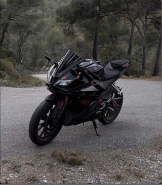 Yamaha yzf r125